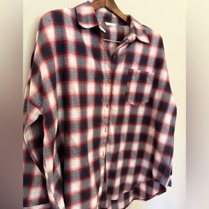 La Miel Red & Navy Plaid Button-Up Shirt (Women’s Large)